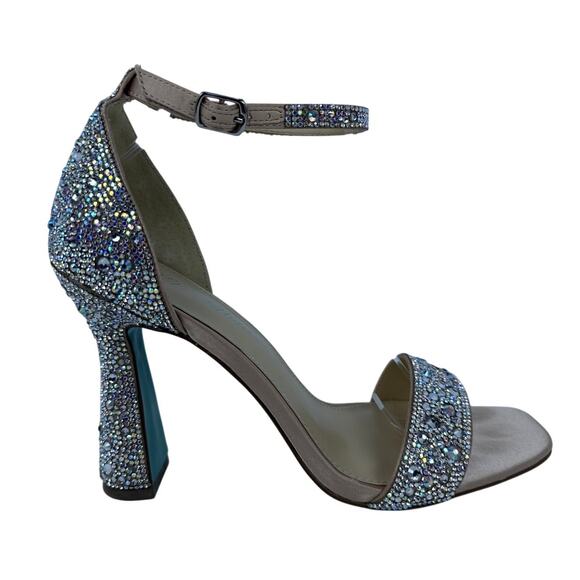 Betsey Johnson Dani Sandals Spool Heel Womens 8.5 M Shiny Rhinestones Buckle - Picture 4 of 11